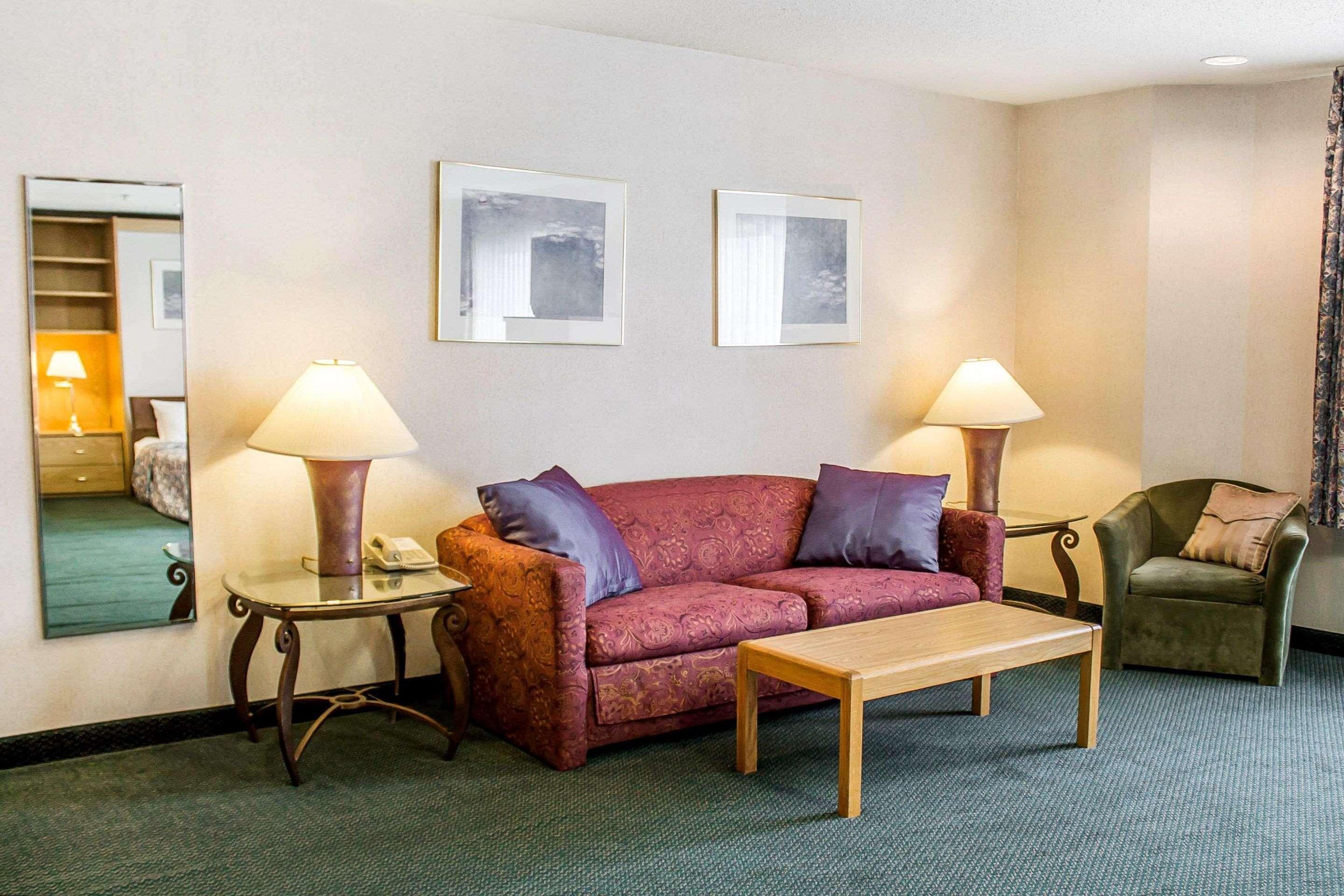 Rodeway Inn Abbotsford Eksteriør bilde