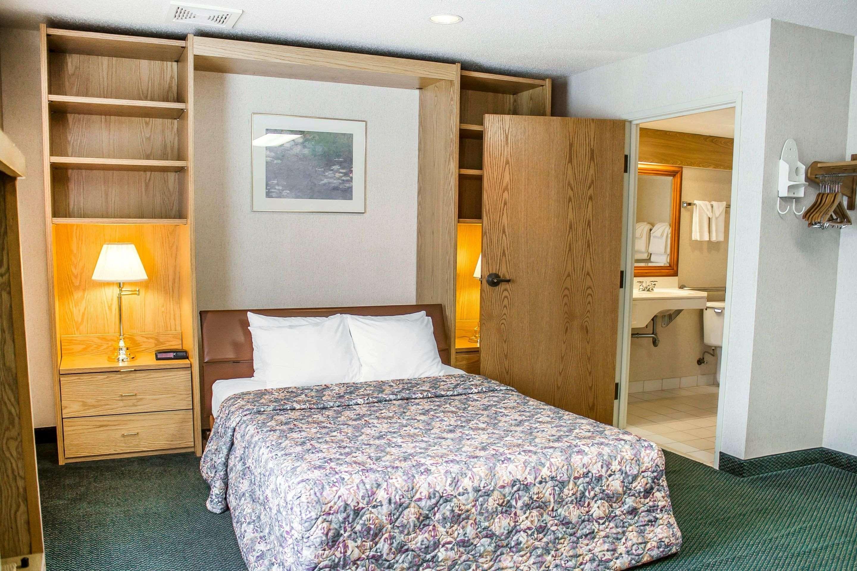 Rodeway Inn Abbotsford Eksteriør bilde