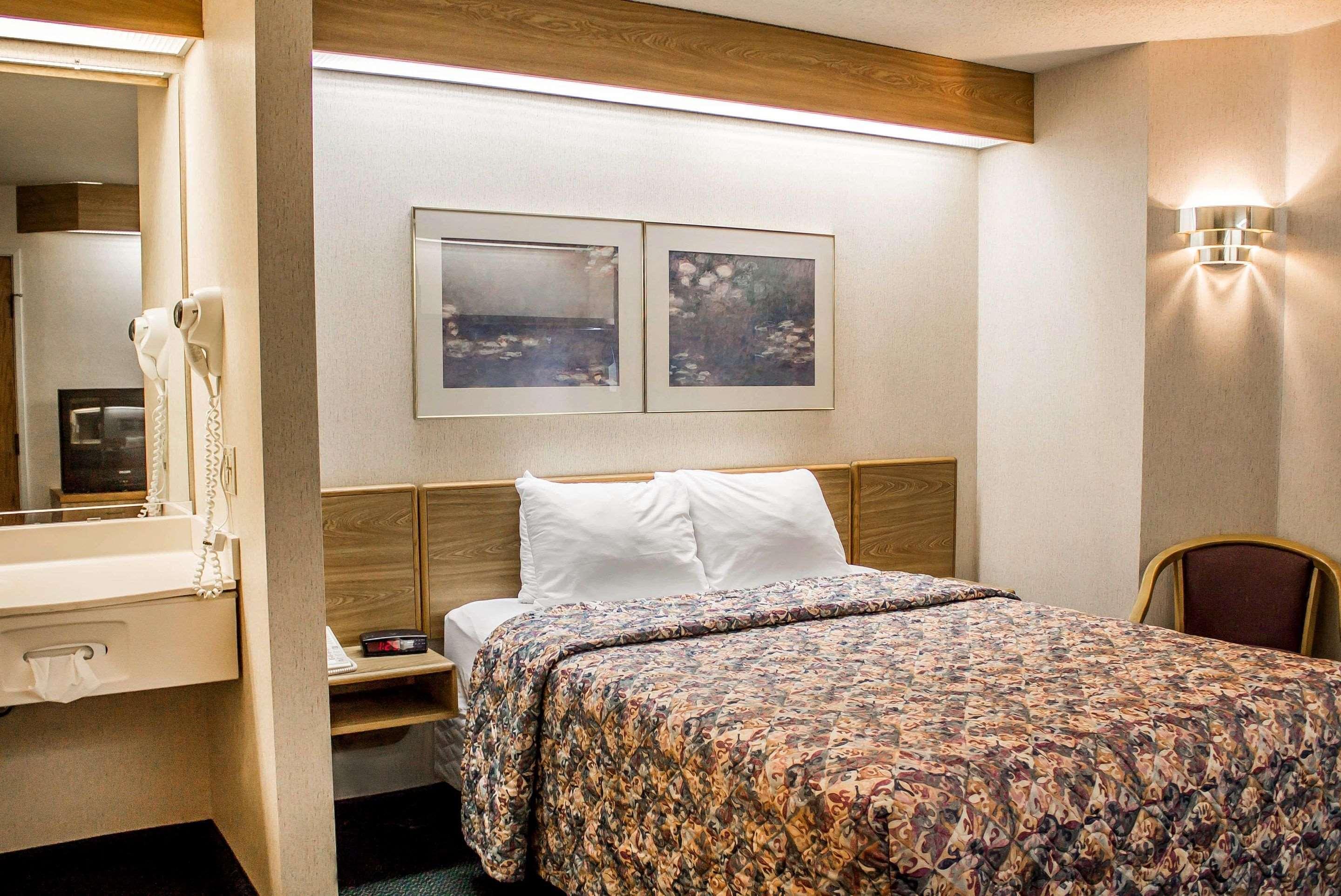 Rodeway Inn Abbotsford Eksteriør bilde