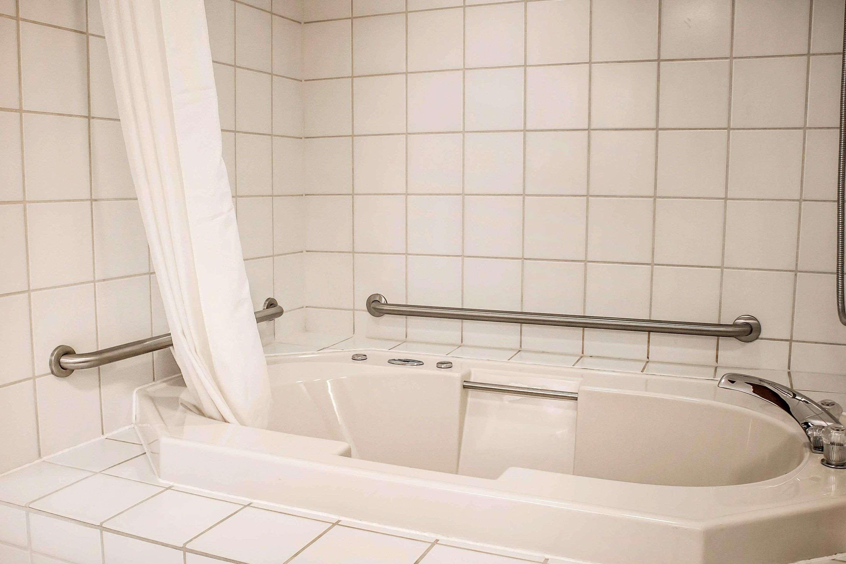 Rodeway Inn Abbotsford Eksteriør bilde