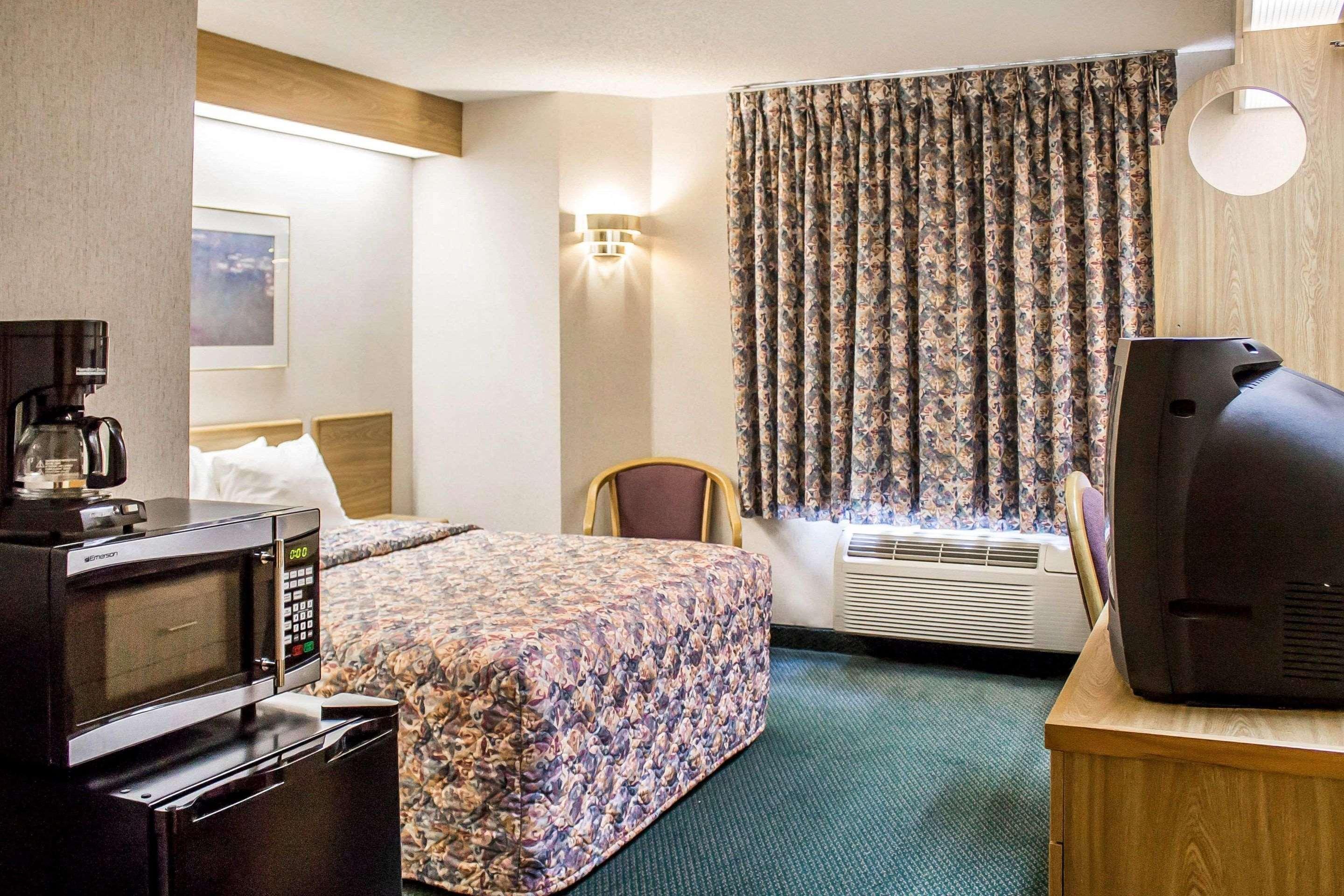 Rodeway Inn Abbotsford Eksteriør bilde